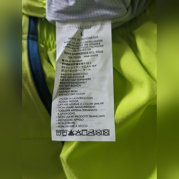 New 🆕 Saucony Running Shorts - Picture 11 of 14